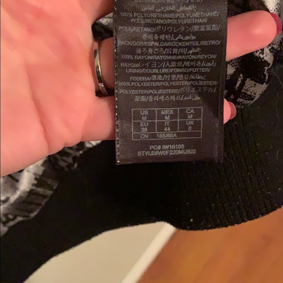 💞3for$40💞GUESS distressed Leather bomber jacket - Picture 9 of 9